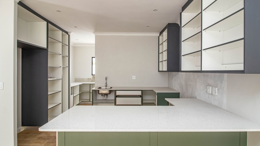 3 Bedroom Property for Sale in Sandbaai Western Cape